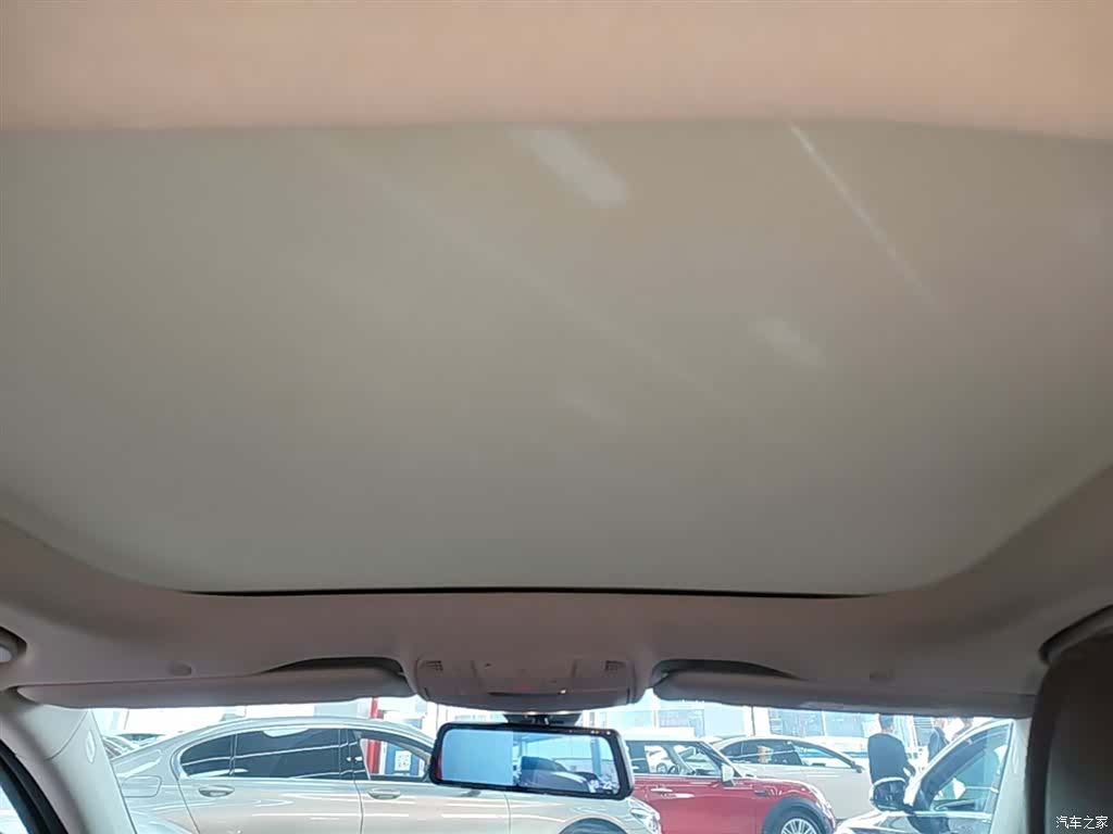 Mercedes-Benz E-Class, 2023 18