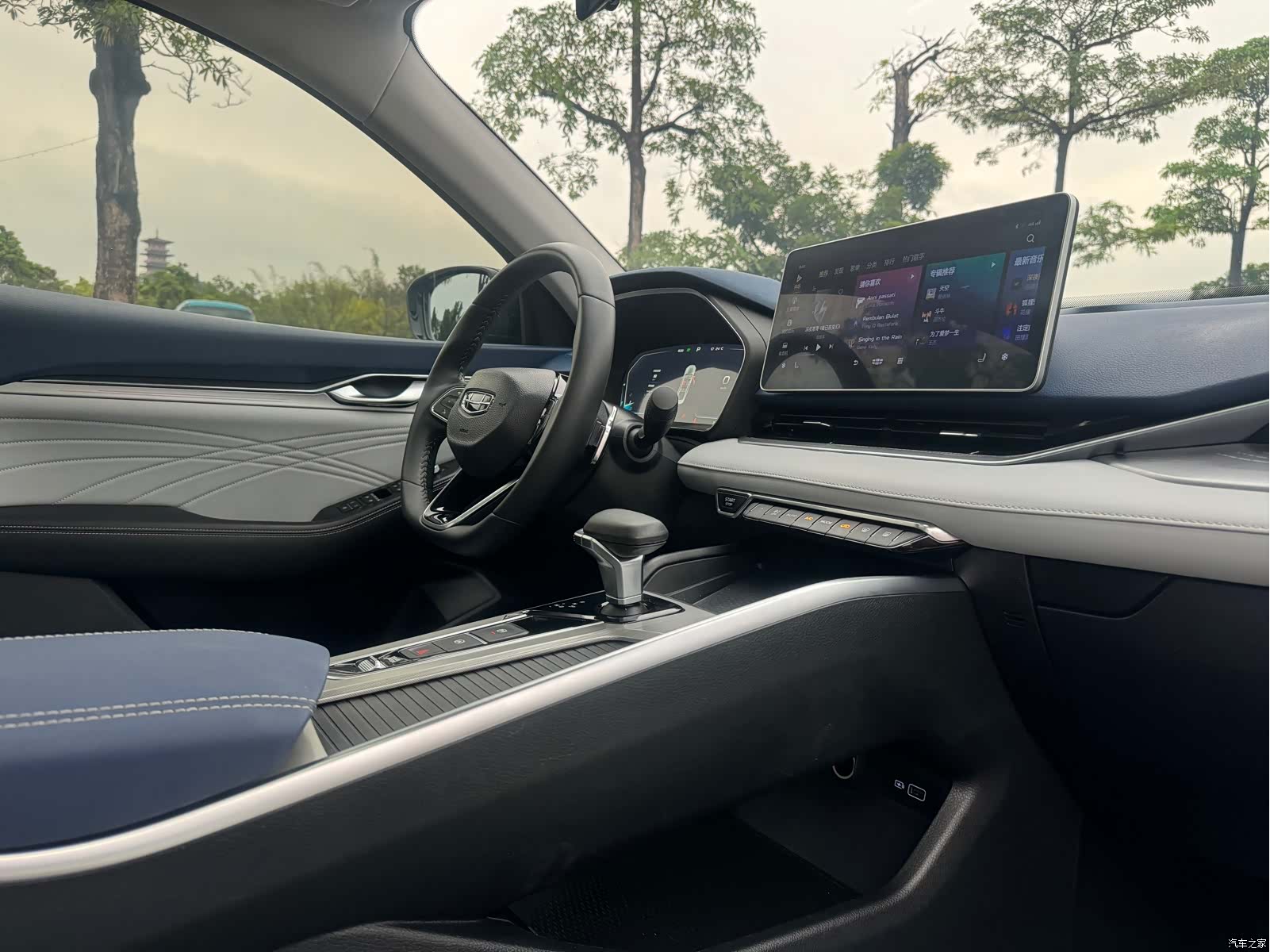 Geely Preface, 2022 13