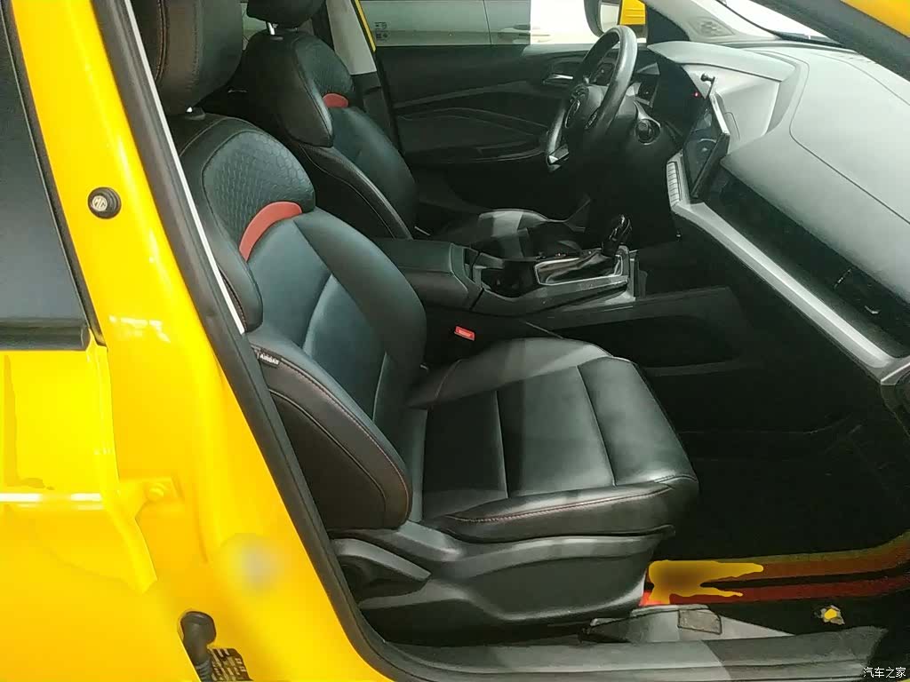MG MG5, 2022 25