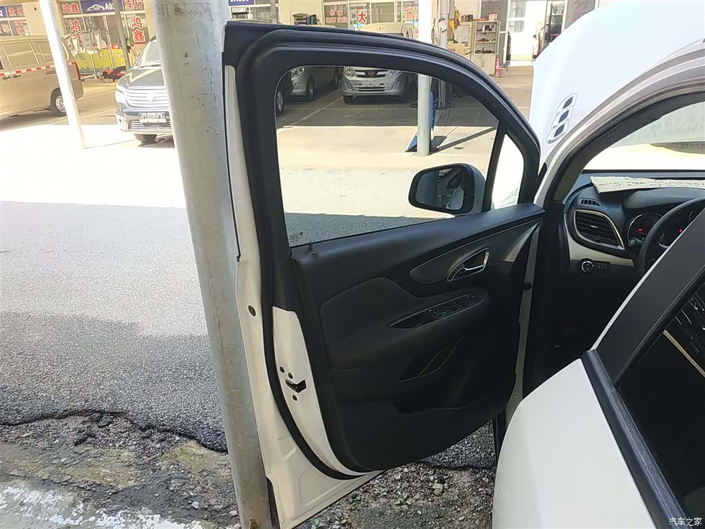 Buick Encore, 2015 17