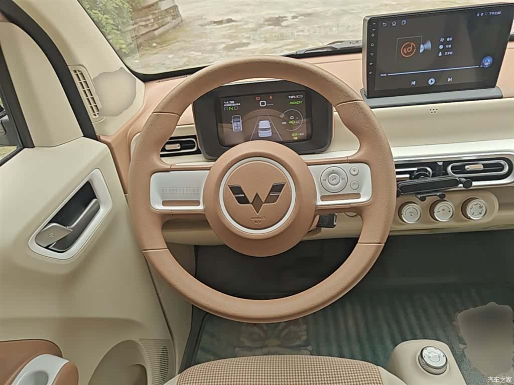 Wuling MINIEV, 2025 11