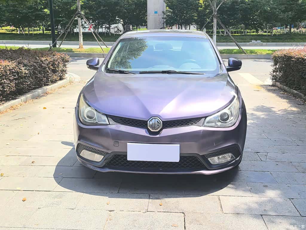 MG MG5, 2012 2