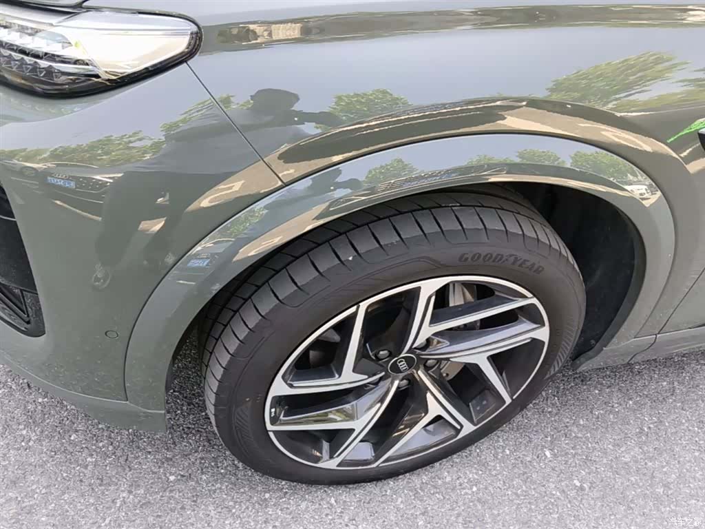 Audi e-tron, 2025 23