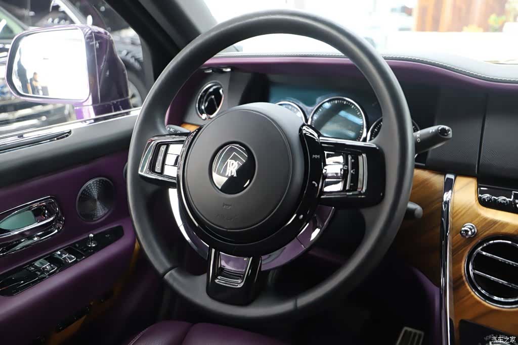 Rolls-Royce Cullinan, 2020 16