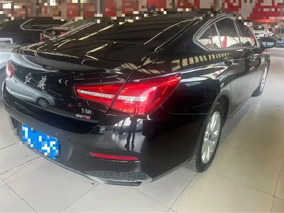 Hongqi H5