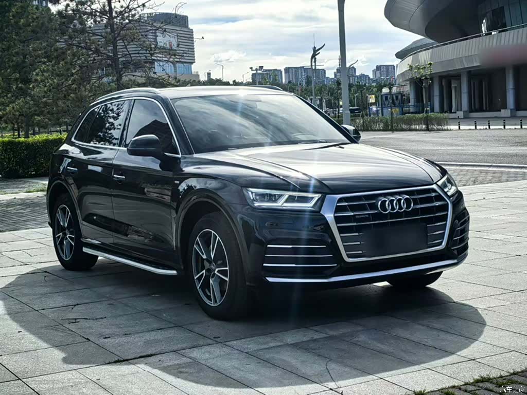 Audi Q5L, 2020 6
