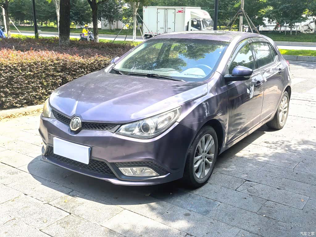 MG MG5, 2012 1