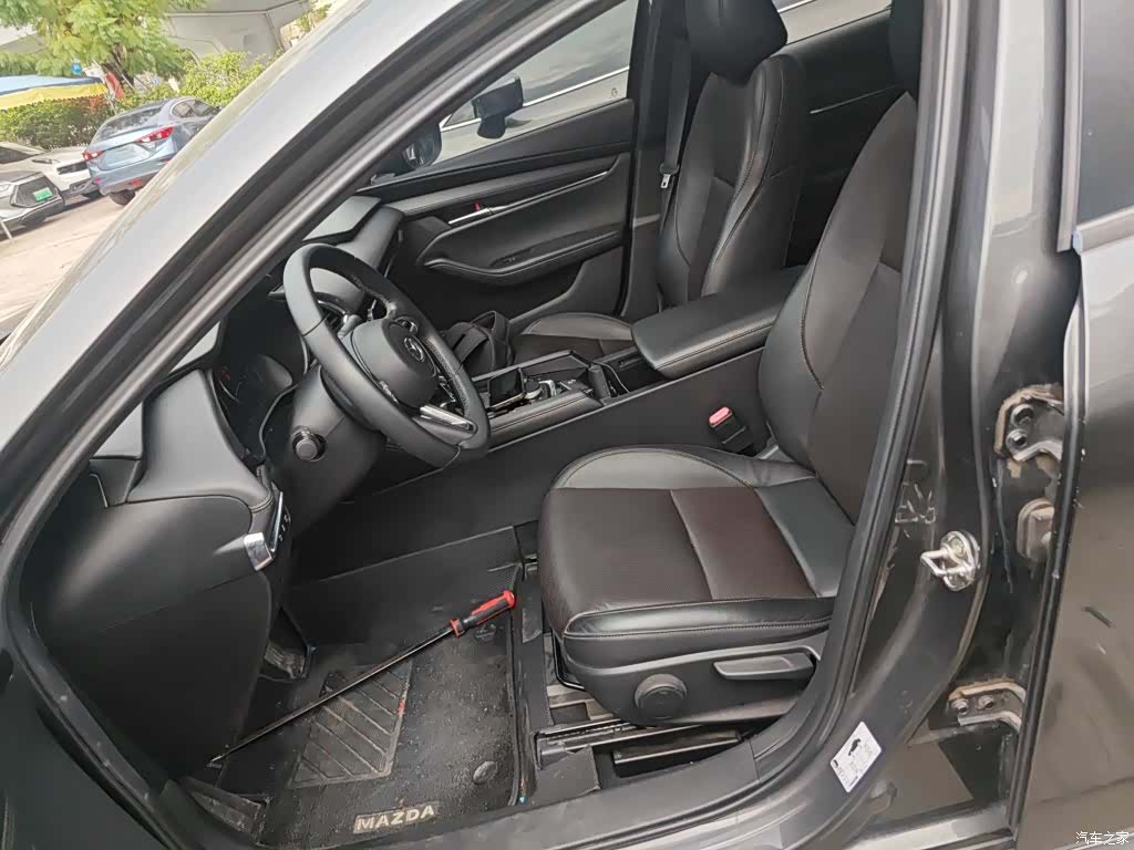 Mazda Mazda3, 2021 11