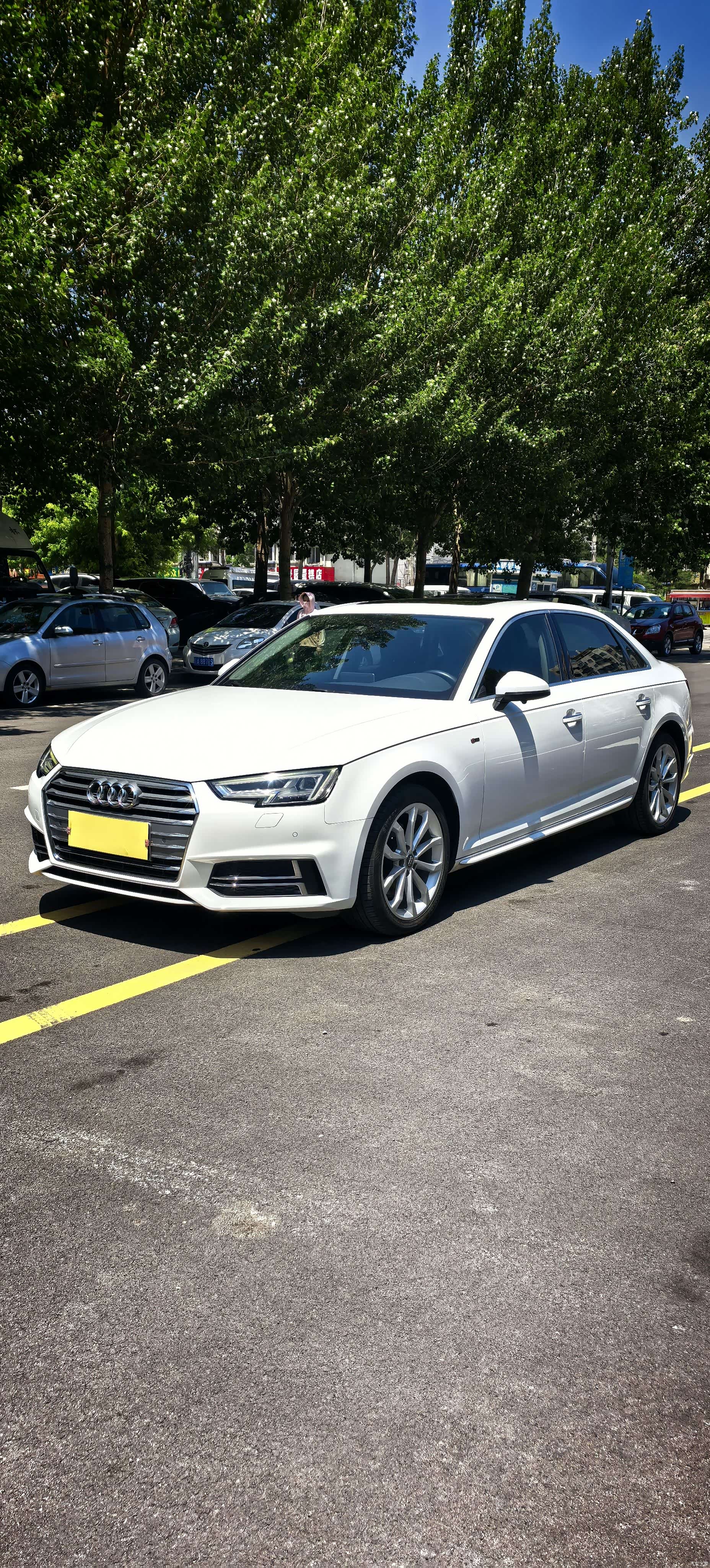 Audi A4L, 2018 1