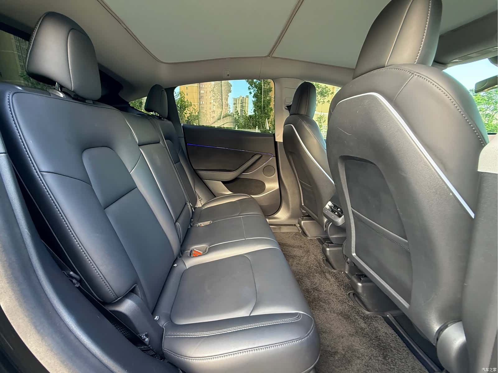Tesla Model Y, 2021 15