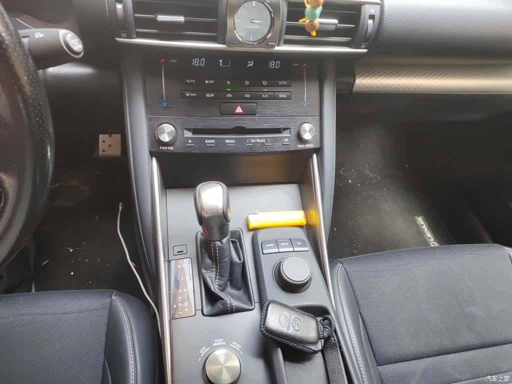Lexus IS, 2018 7