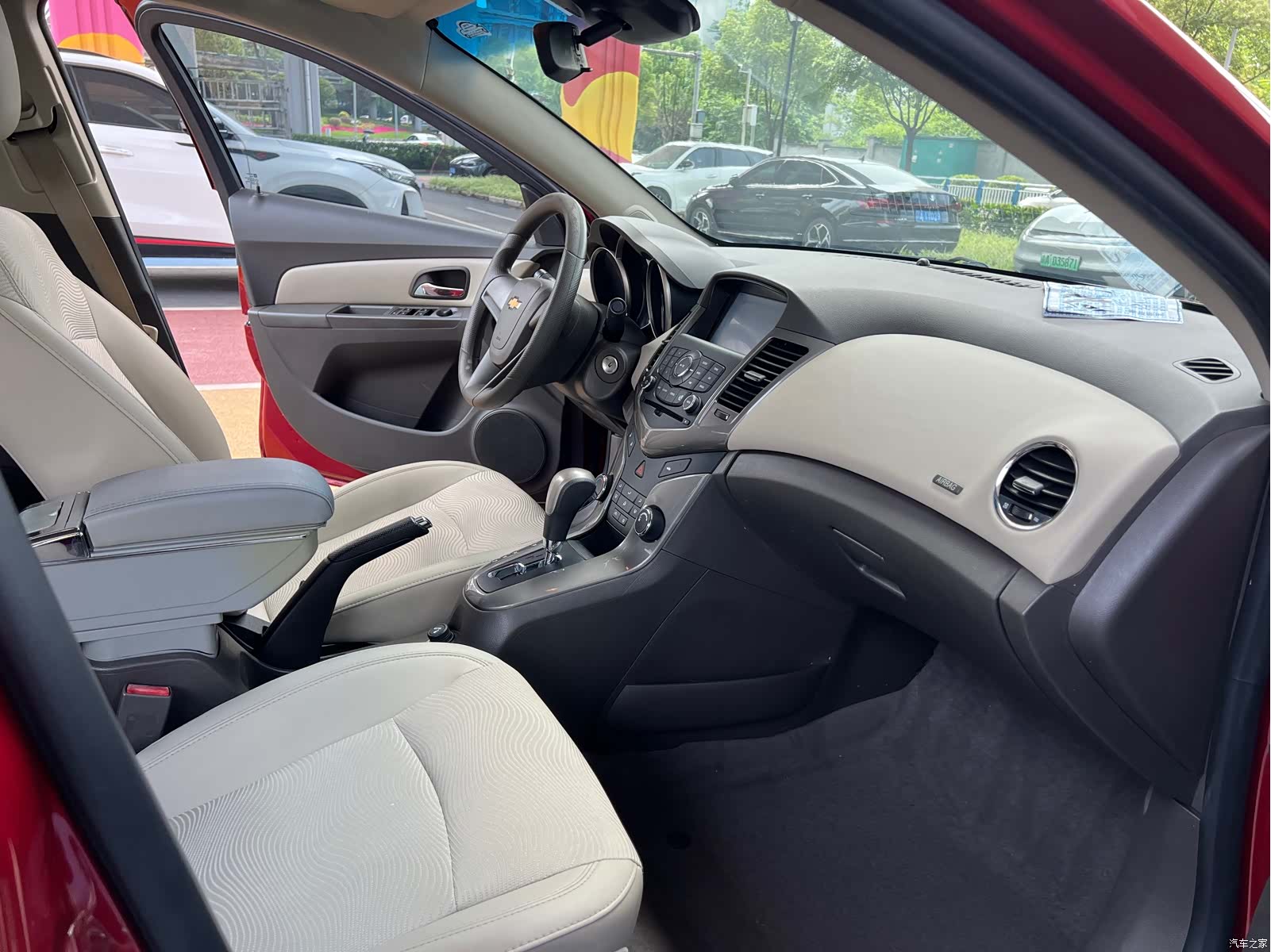 Chevrolet SE, 2015 21