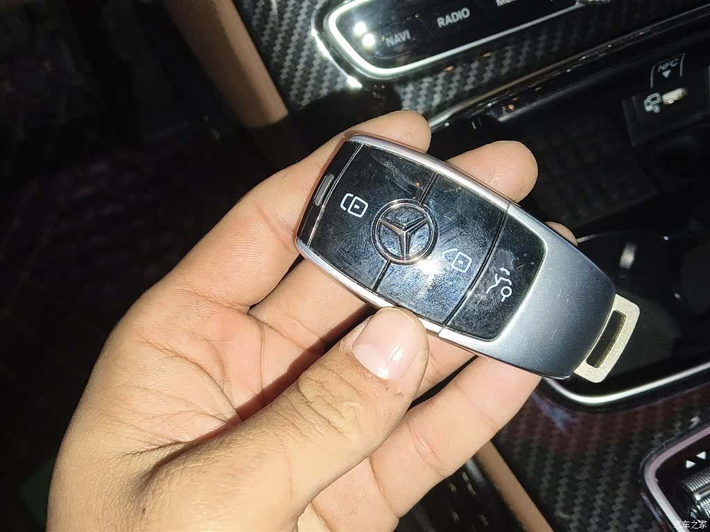 Mercedes-Benz E-Class, 2017 20