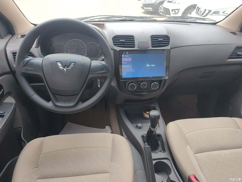 Wuling Hongguang, 2018 10