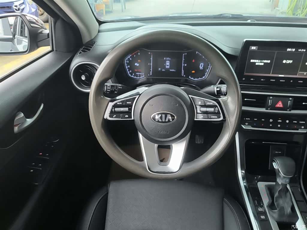 Kia K3, 2020 11