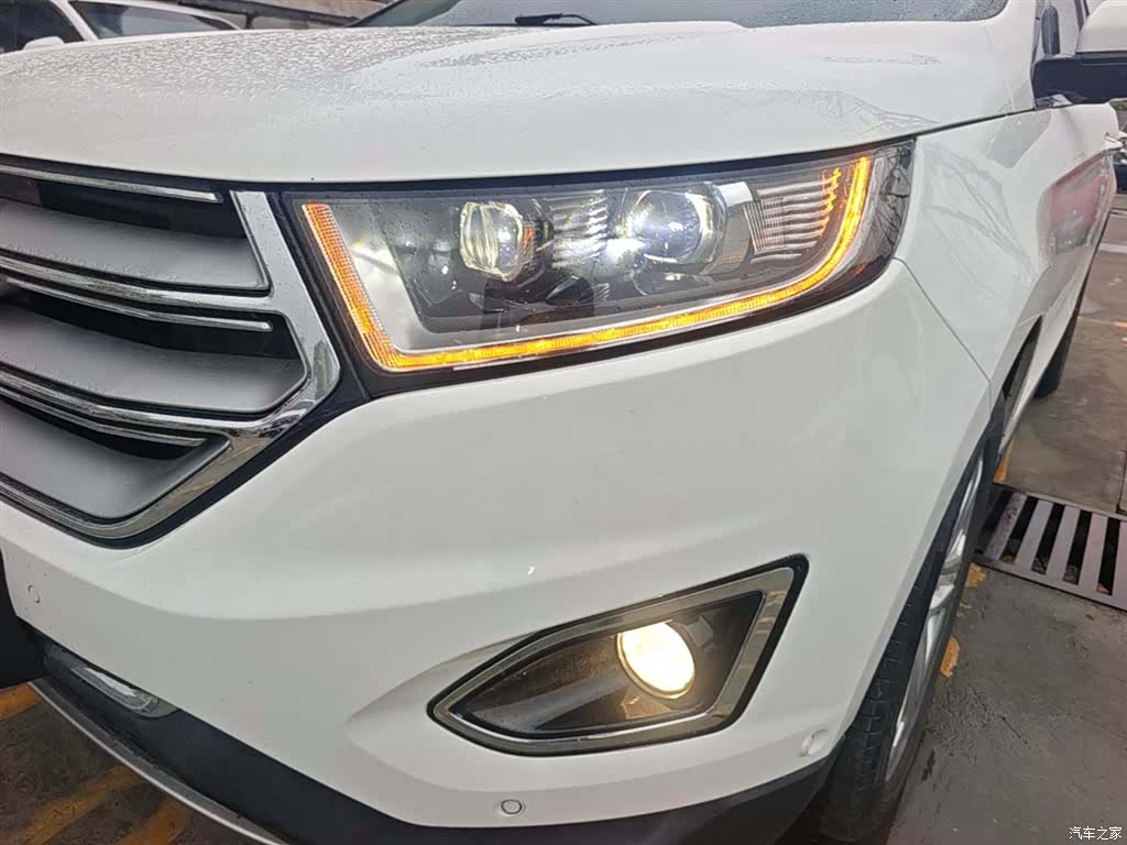 Ford Edge, 2015 24