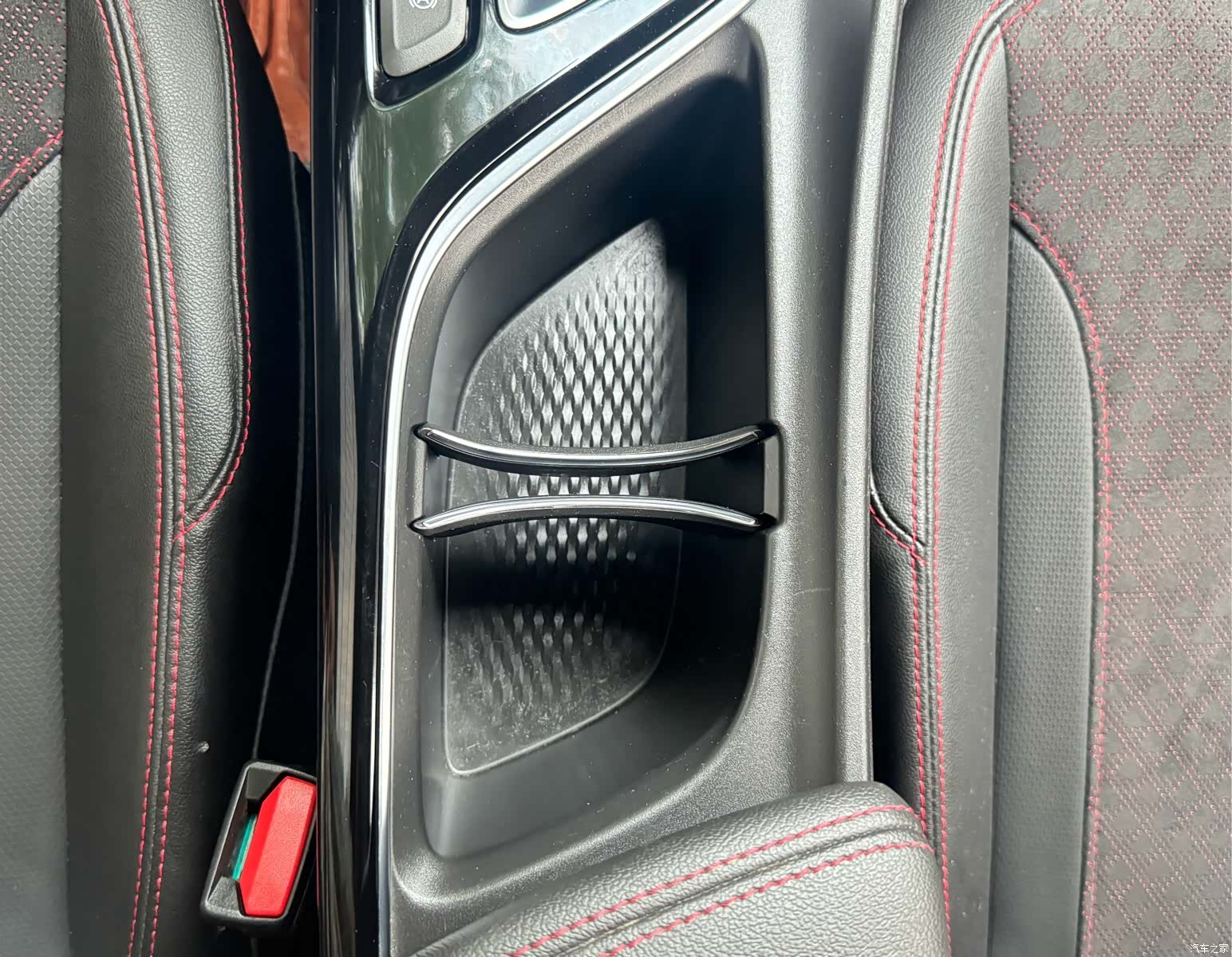 Buick Verano, 2023 31