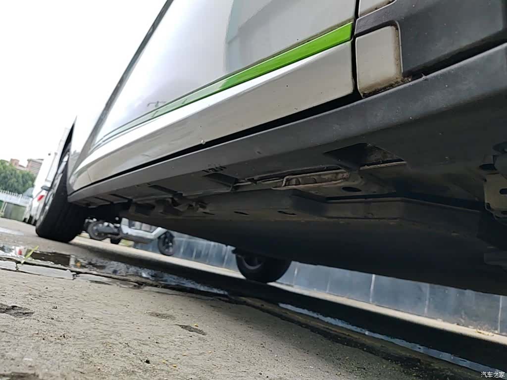 BYD Dolphin, 2022 21