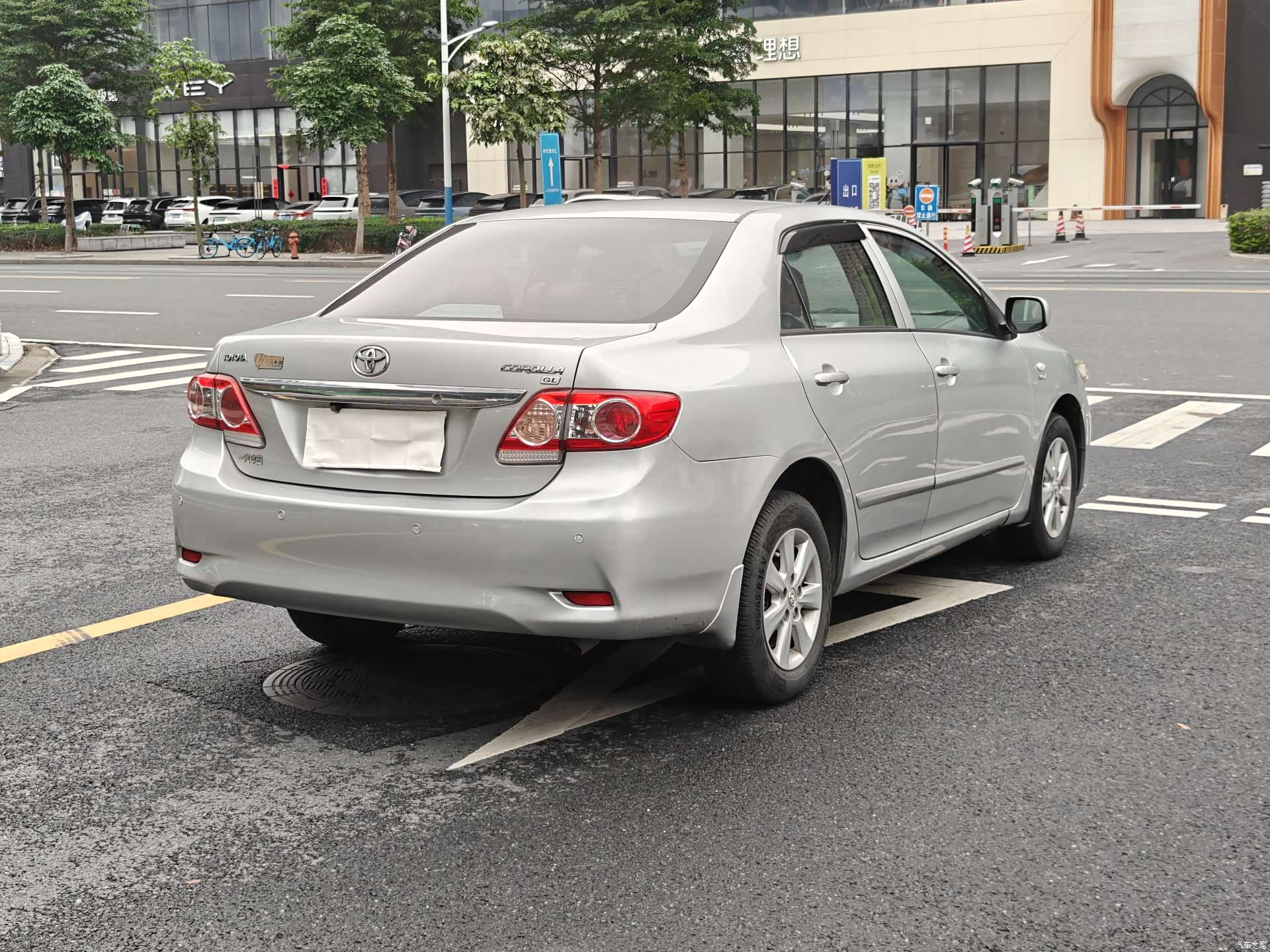 Toyota Corolla, 2011 4