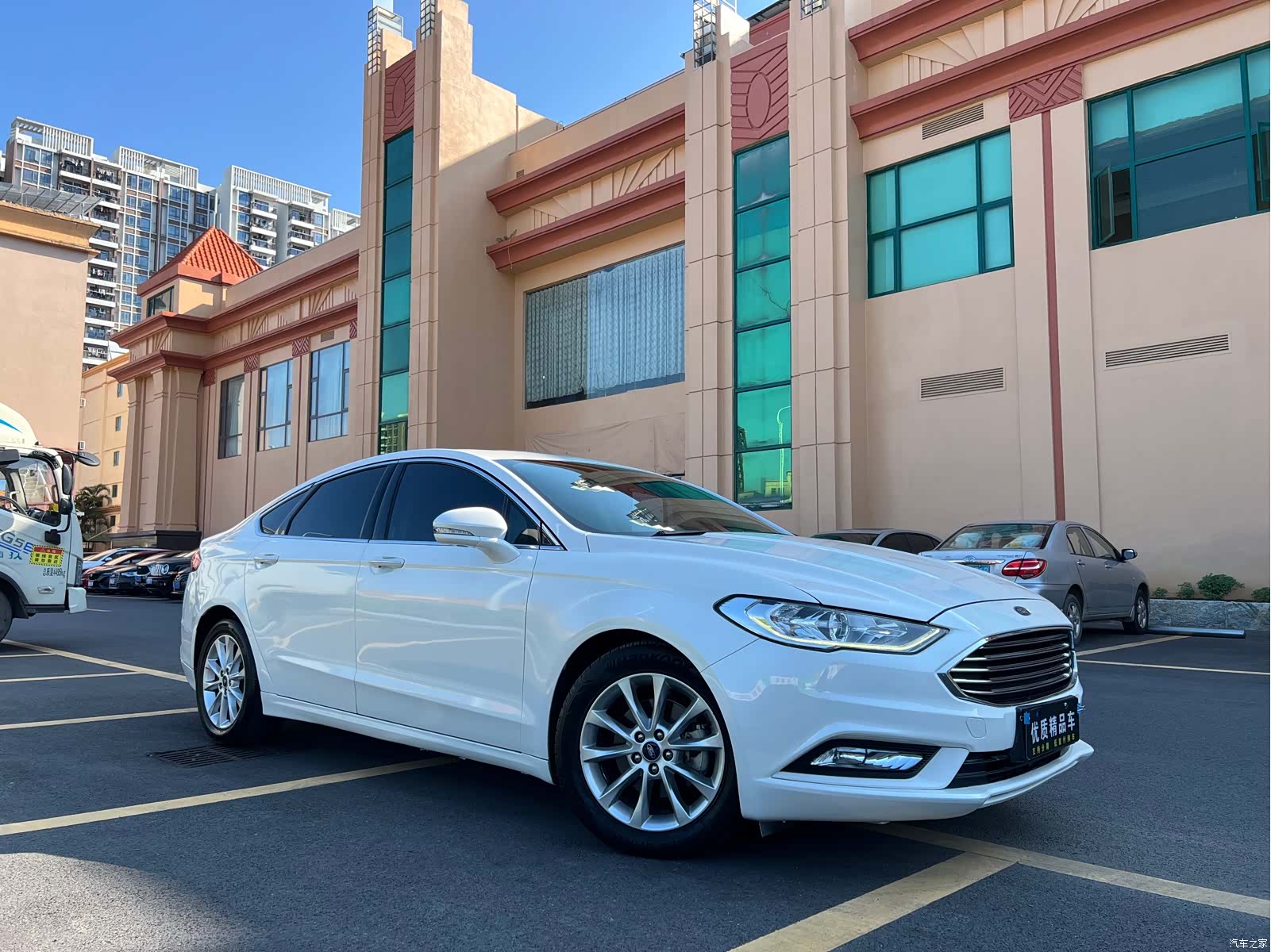 Ford Mondeo, 2018 3