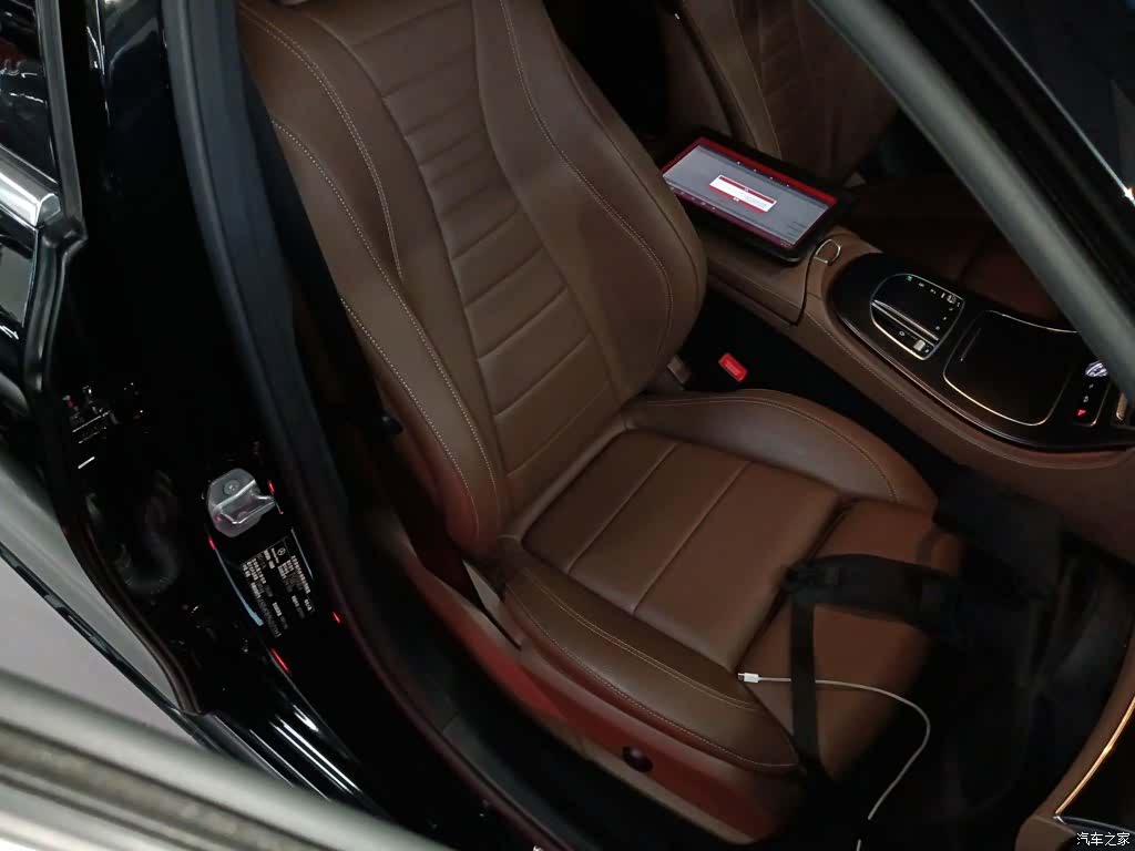 Mercedes-Benz E-Class, 2019 20
