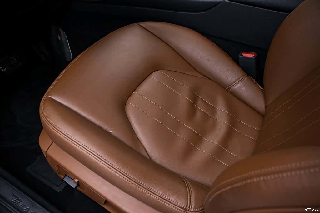 Maserati Levante, 2018 13