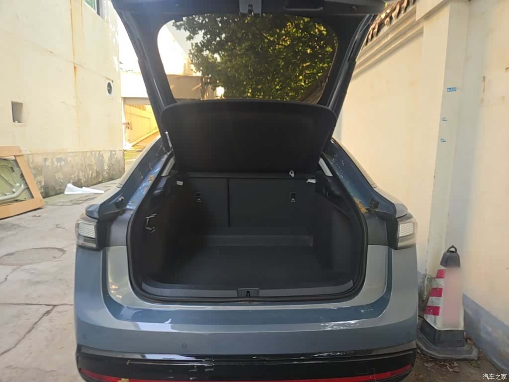 Volkswagen ID.7, 2025 19