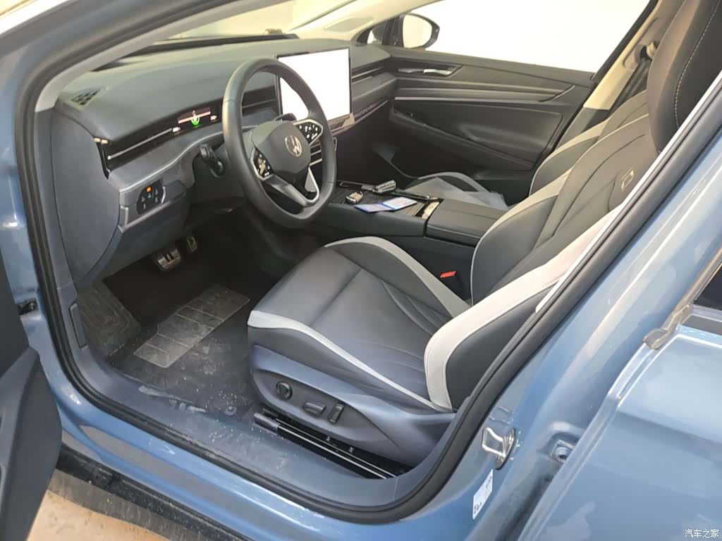 Volkswagen ID.7, 2025 15