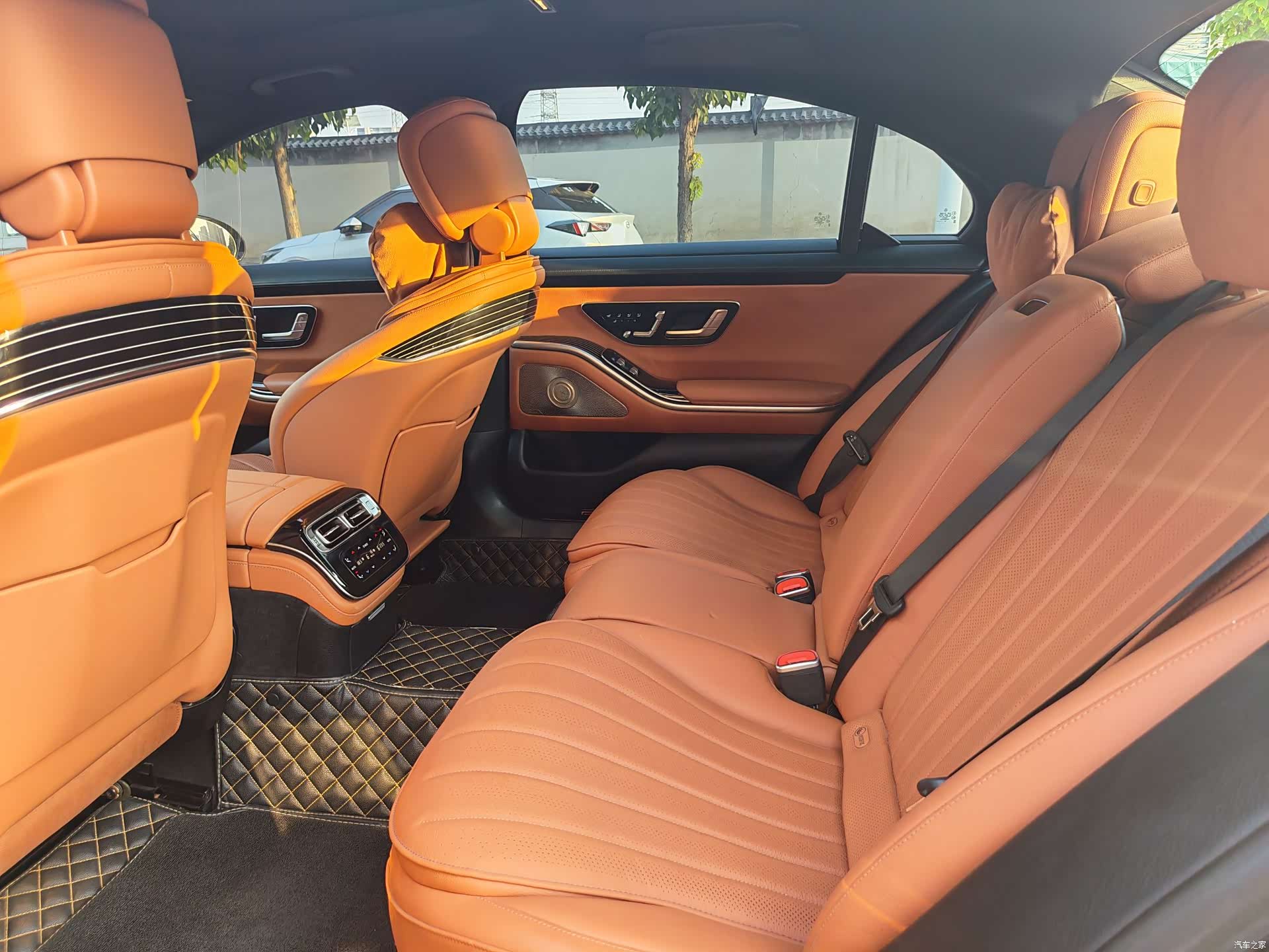 Mercedes-Benz S-Class, 2023 6