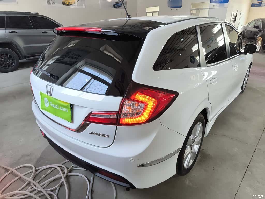 Honda Jade, 2017 6