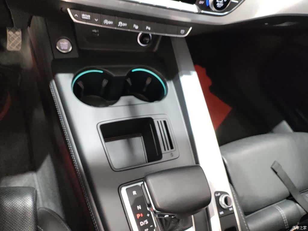 Audi A4L, 2023 14