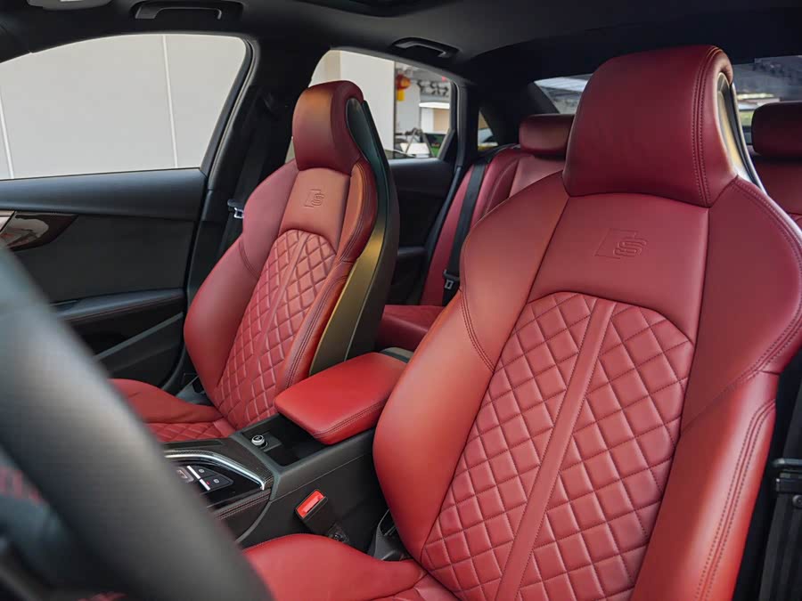 Audi S4 2023, фото 18