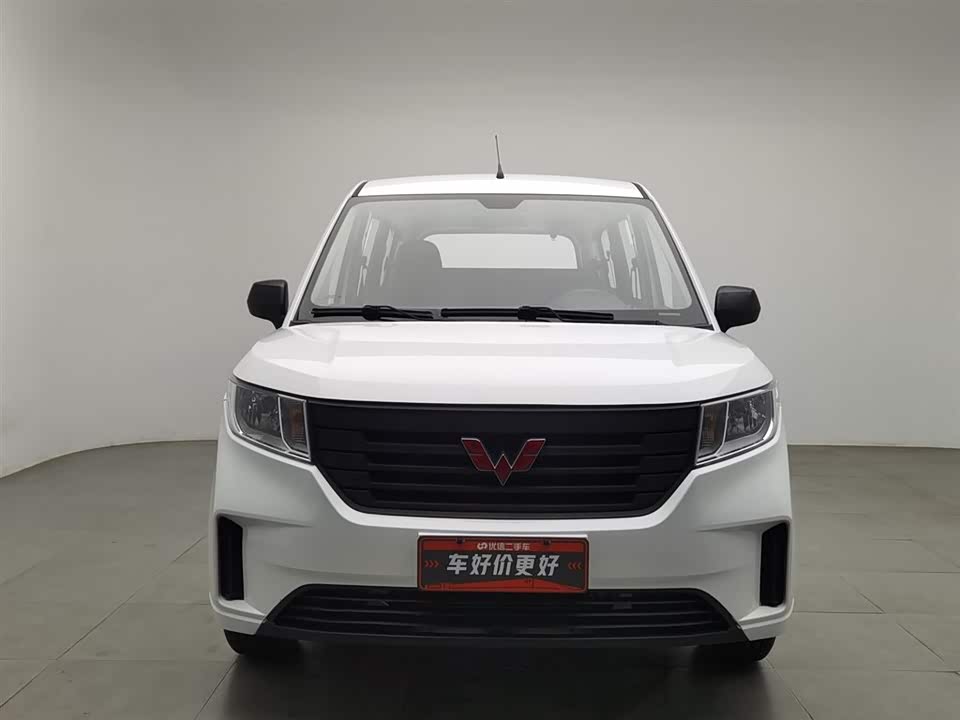 Wuling Wuling Hongguang PLUS