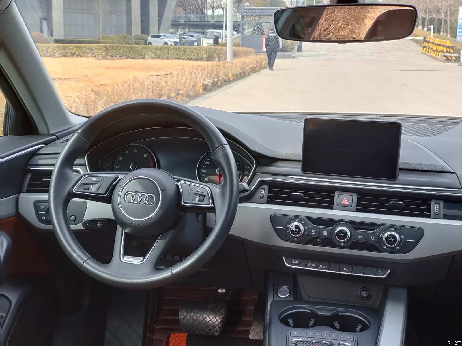Audi A4L, 2017 6