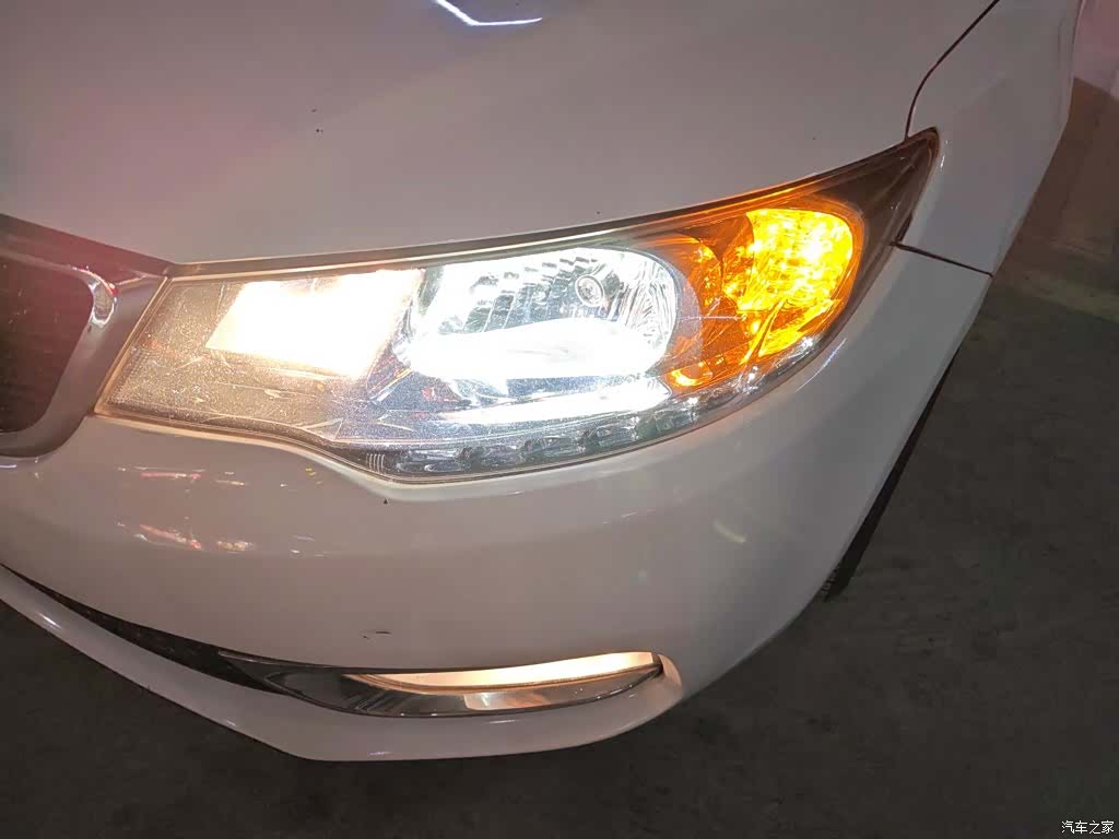 Kia GLS, 2014 18