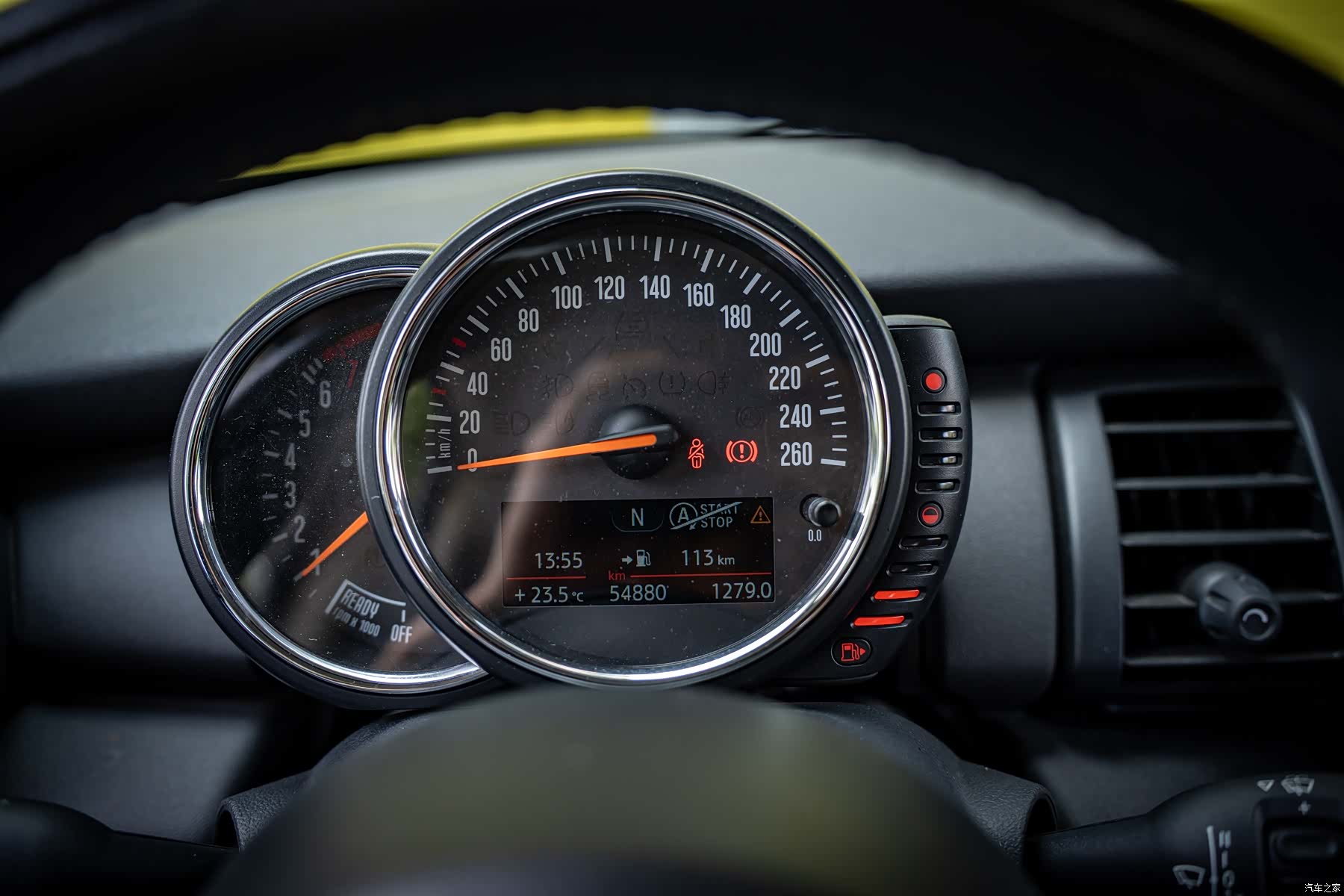 Mini ONE, 2015 14