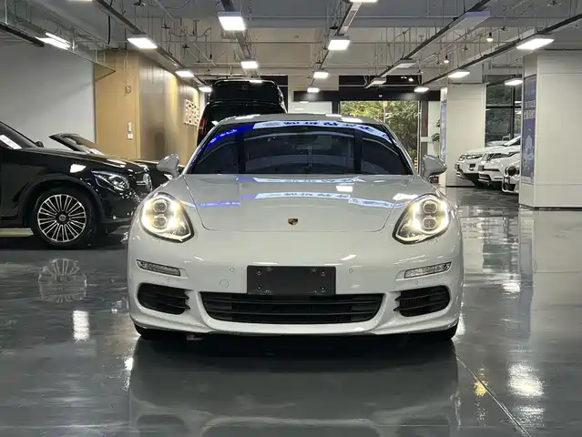 Porsche Panamera 2016 — купить из Китая под заказ