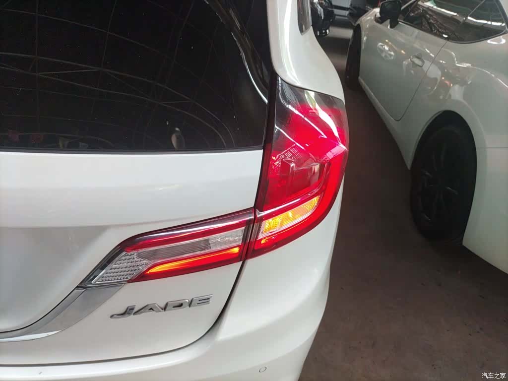 Honda Jade, 2017 24