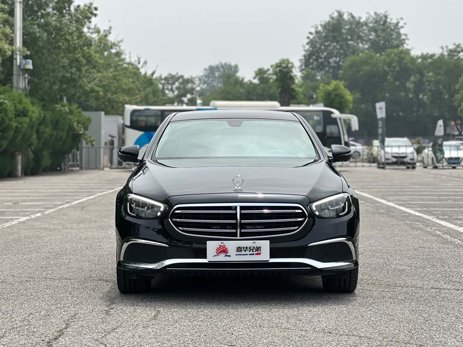 Mercedes-Benz E-Class, 2022 4