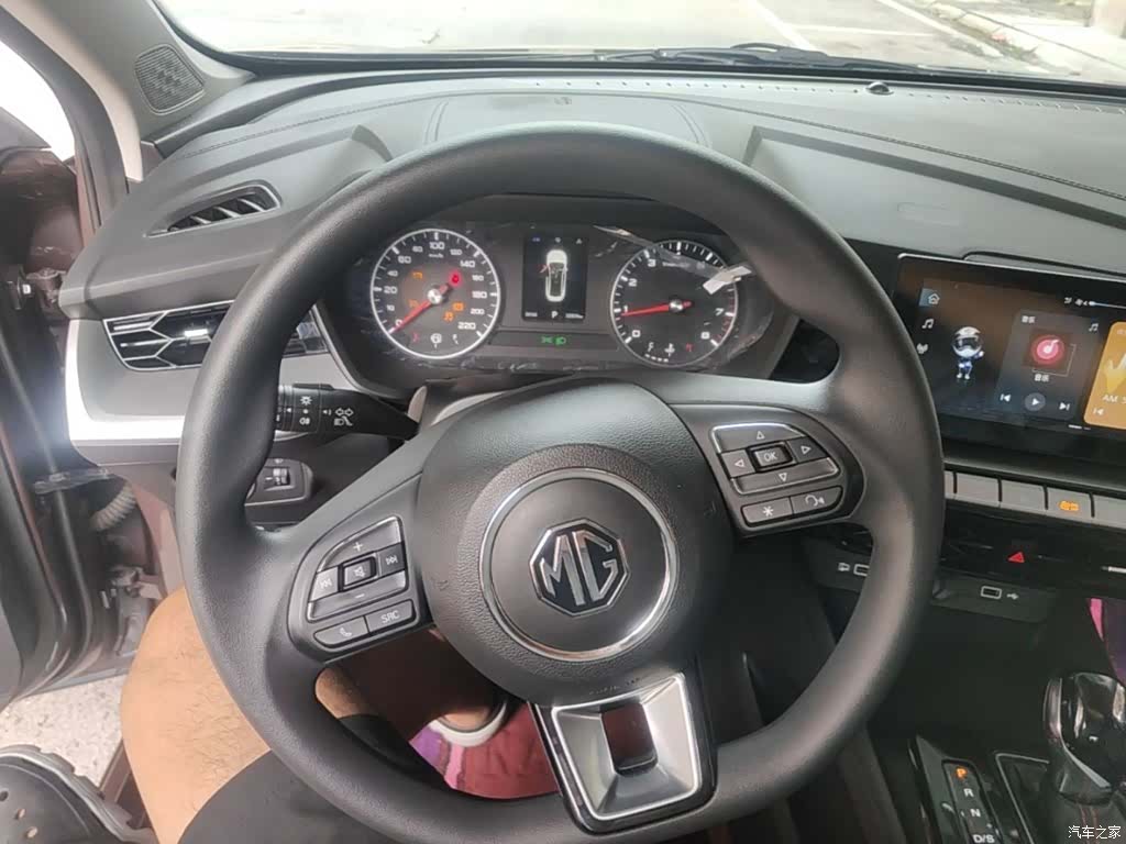 MG MG5, 2023 11