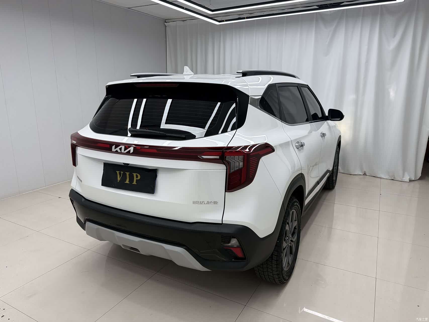 Kia Seltos, 2023 4