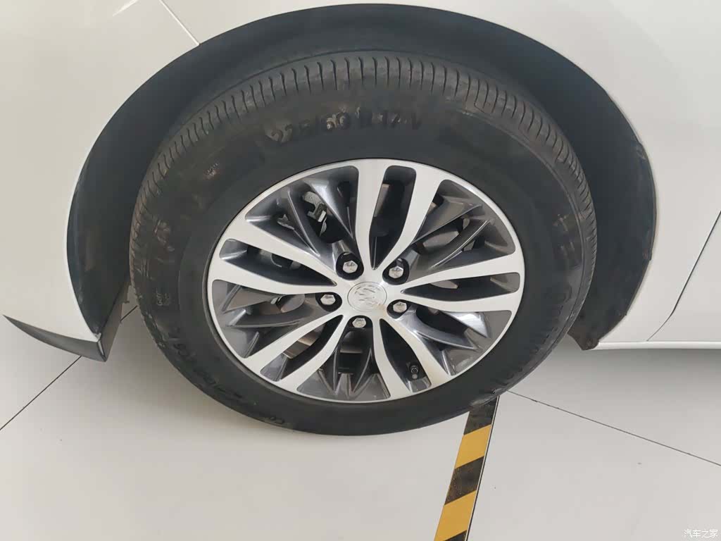 Buick GL8, 2023 23
