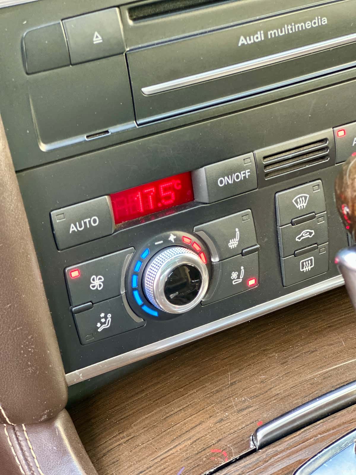 Audi Q7, 2011 31