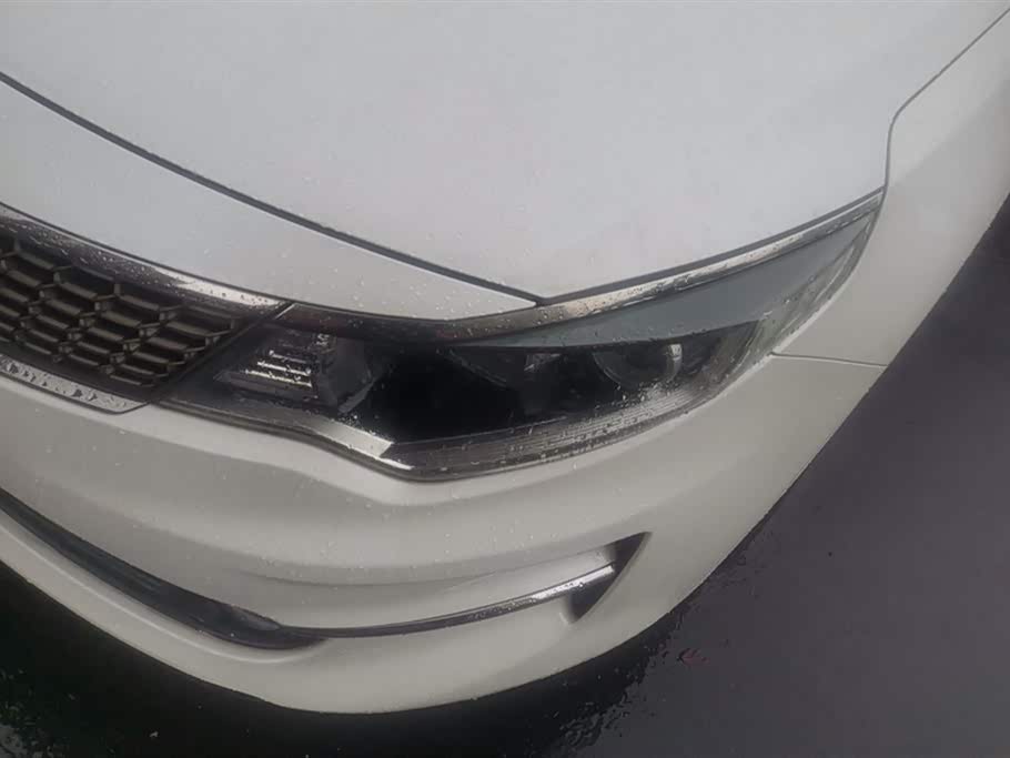 Kia K5 Kia K5