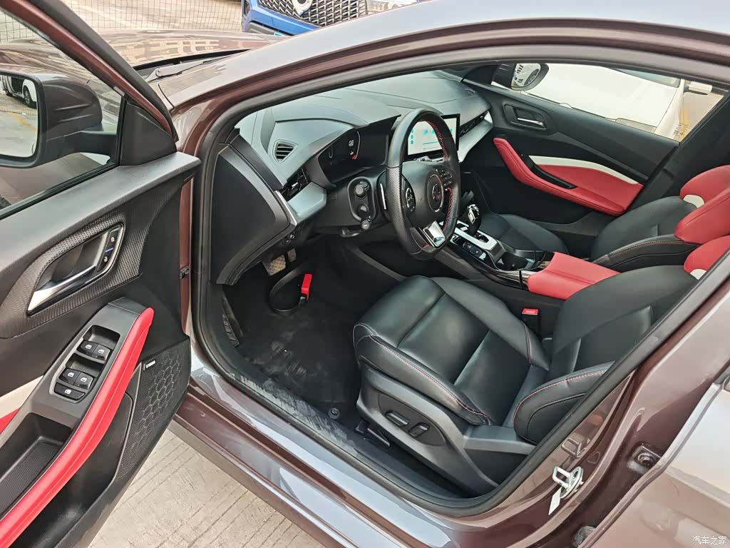 MG MG5, 2022 16