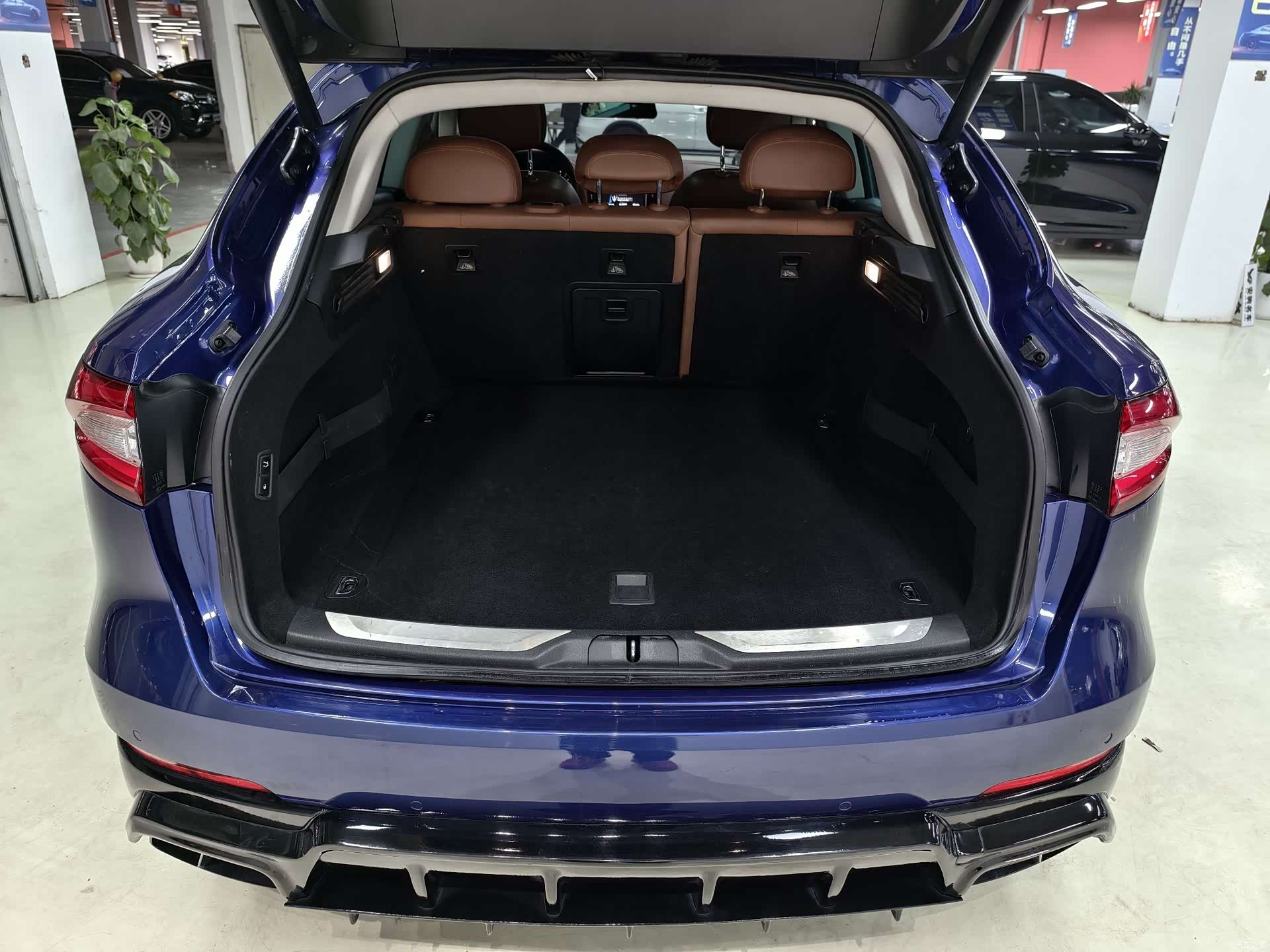 Maserati Levante, 2018 17