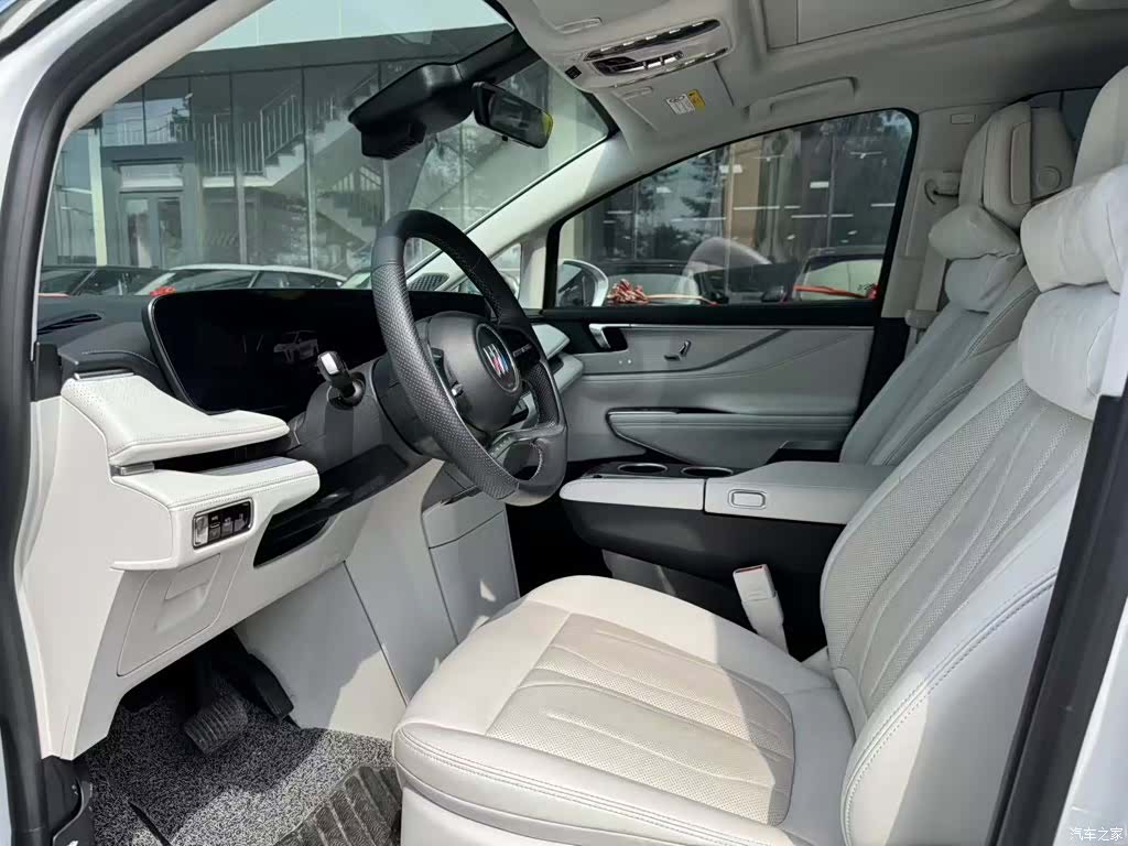 Buick GL8, 2025 2
