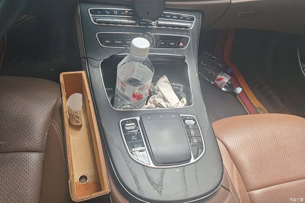 Mercedes-Benz E-Class, 2019 16