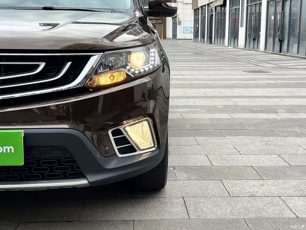 Geely X6, 2017 18