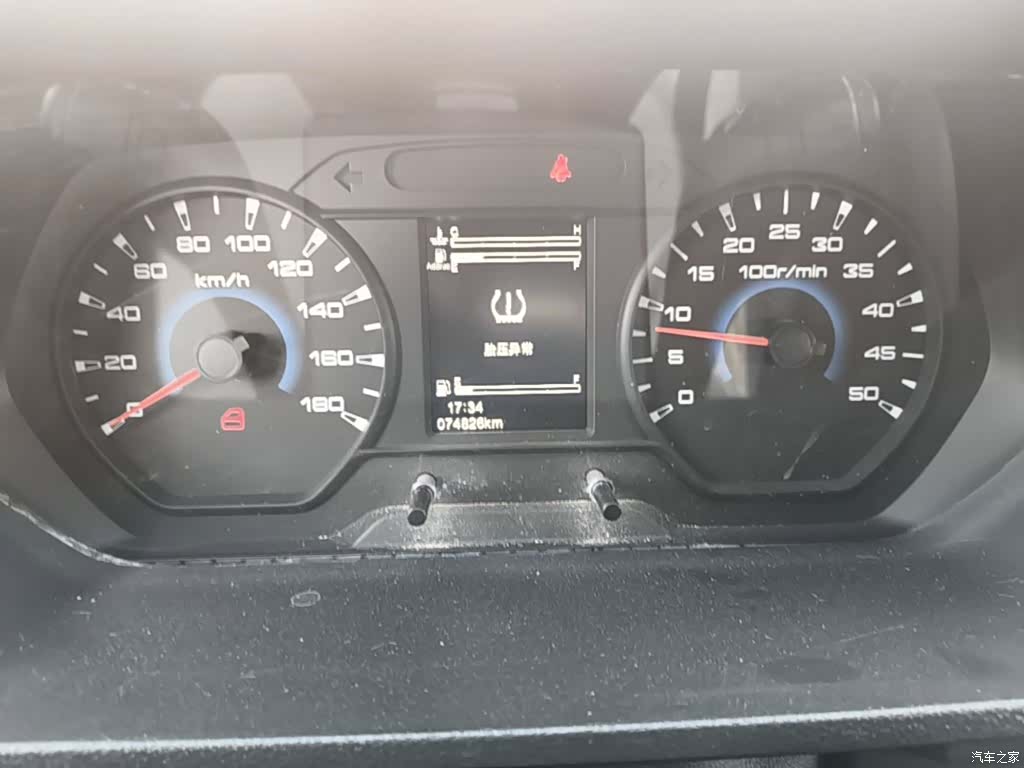 Iveco V40, 2024 все фото